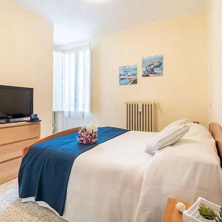 Terrazza Verdi-roseto *